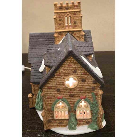 Department 56 Dickens Village 1989 Knottinghill Lighted Church  8.25" - Picture 3 of 8